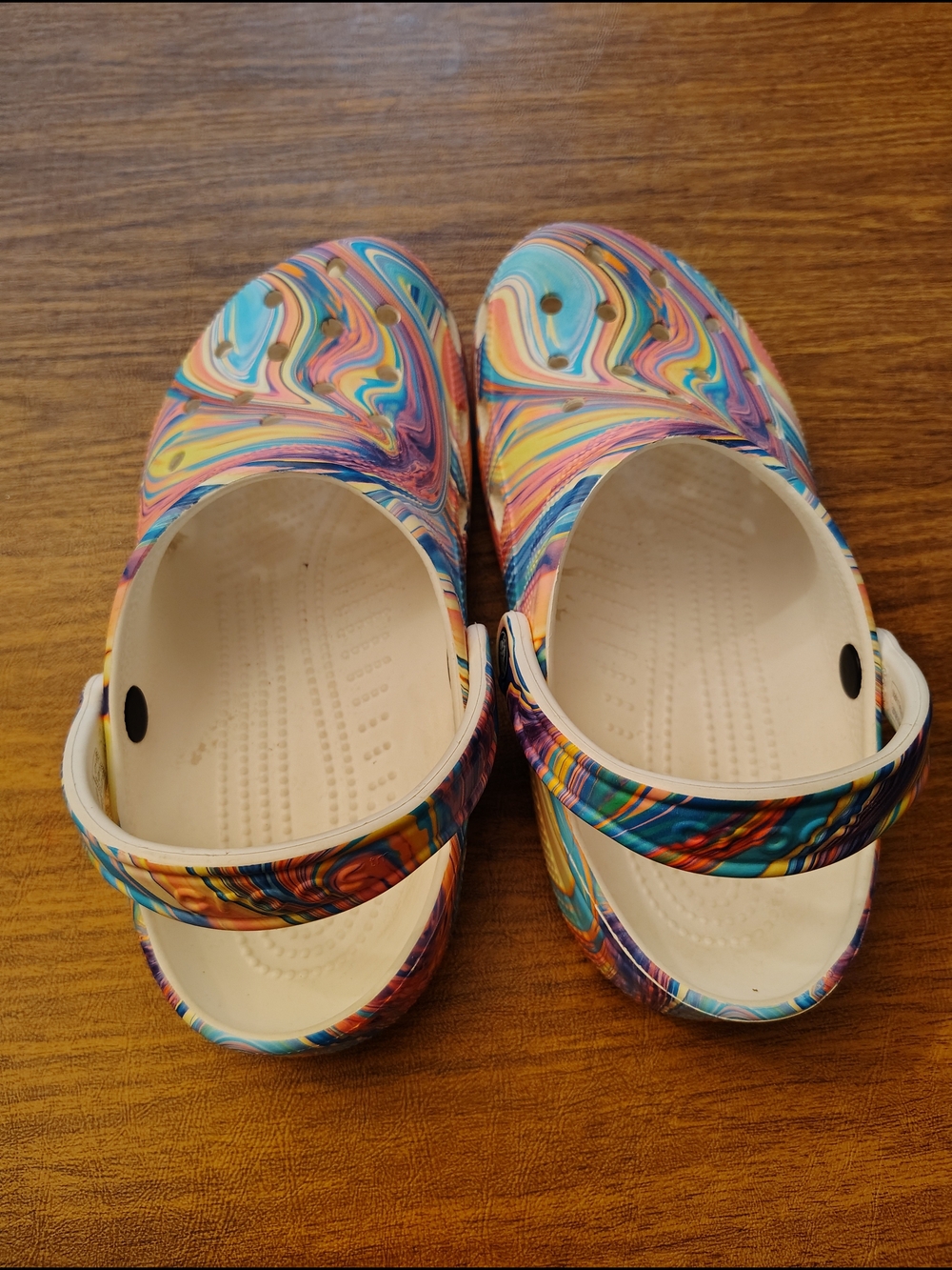 Women's Multicolor Swirl Clogs - Picture 3 of 4